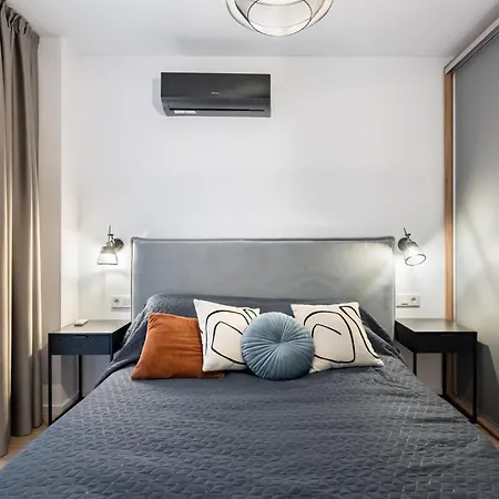Whispering Shelter I 1 Bedroom Apt In Aviatiei With Free Parking شقة بوخارست