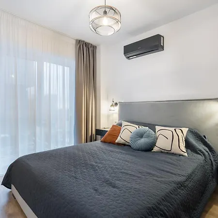 Whispering Shelter I 1 Bedroom Apt In Aviatiei With Free Parking